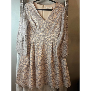 Eliza J Womens‎ Lace Dress V Neck Long Bell Sleeve Lined Party Cocktail